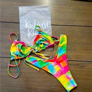 Kulani kinis bikini set